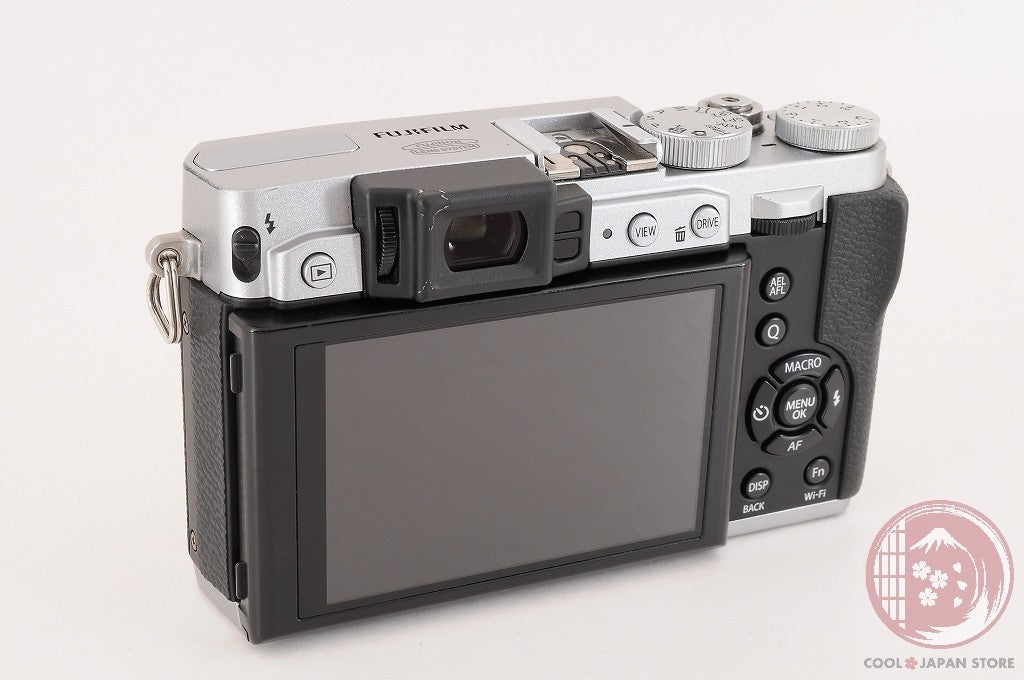 DDU [ MINT+ in Box ]Fujifilm Fuji X30 Silver Compact Digital Camera Ck04