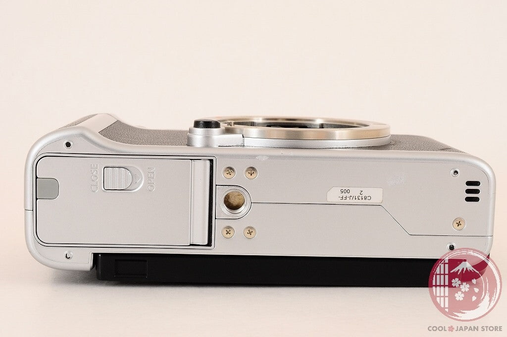 [MINT+ w/ Strap Cable] Fujifilm Fujifilm X-A7 silver from Japan Cg26