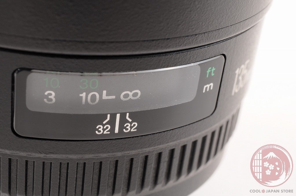 [MINT+ w/ Hood Caps] Canon EF 135mm f/2 L f2L USM Prime Lens from Japan Lw65