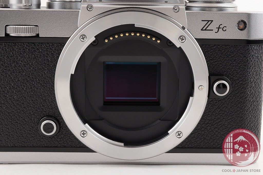 [ 2864 shots MINT+ w/ Strap Charger ] Nikon Z fc Zfc Silver 20.9MP Cm37
