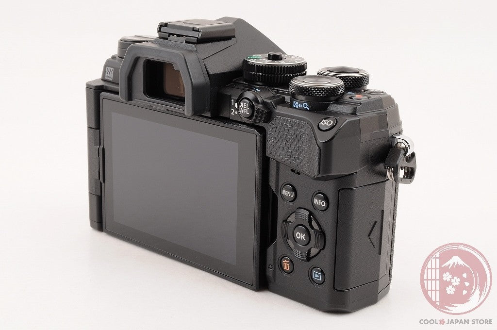 [ 2887 shots MINT+ w/ Flash Strap ] Olympus OM-D E-M5 Mark III 20.4MP Cm65