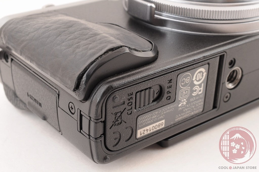 [MINT in Box + Leather Case] Fujifilm Fuji X70 16.3MP  Silver Japan Ci42