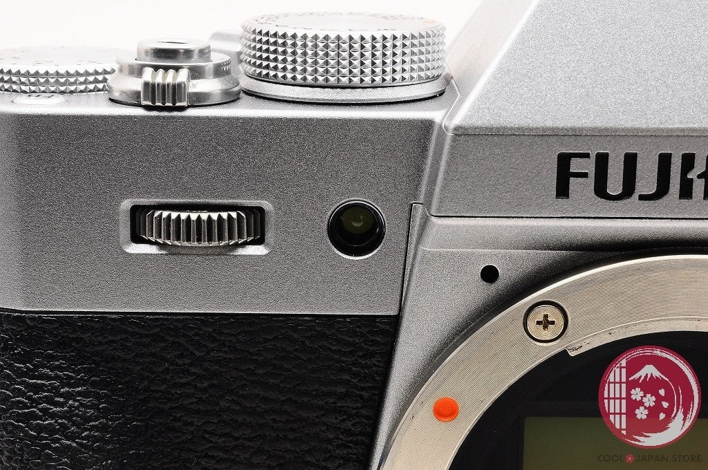 [ 4629 shots MINT+ in Box ] Fuji X-T20 Silver 24.3MP Mirrorless from Japan Cl26