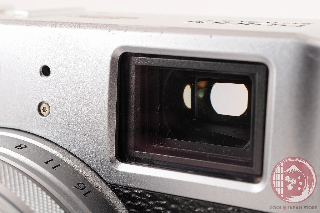 [ 16200 shots MINT in Box] Fujifilm Fuji X100T X-100T Silver 16.3MP Cg85