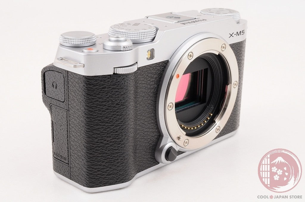 [ 5321 shots TOP MINT In Box ] Fujifilm X-M5 silver from Japan Cm62