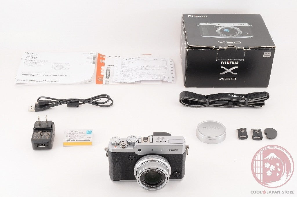 DDU [ MINT+ in Box ]Fujifilm Fuji X30 Silver Compact Digital Camera Ck04