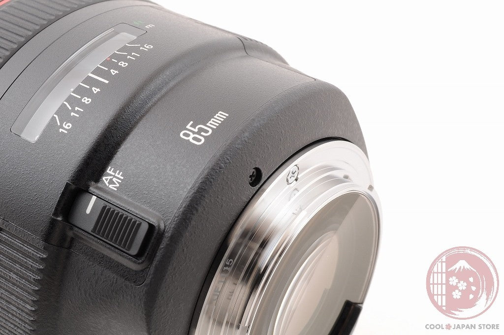 [TOP MINT in Box] Canon EF 85mm f/1.2 L II USM from Japan Lw61