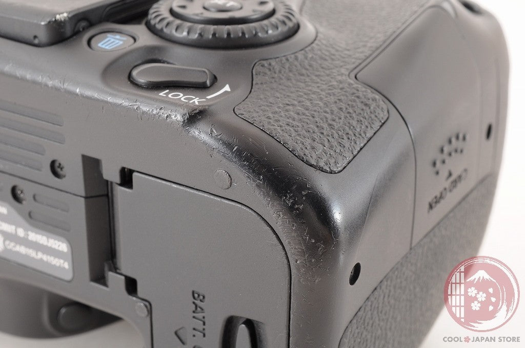 DDU[ 2415 shots EXC5 in Box ] Canon EOS 80D from Japan Cj78