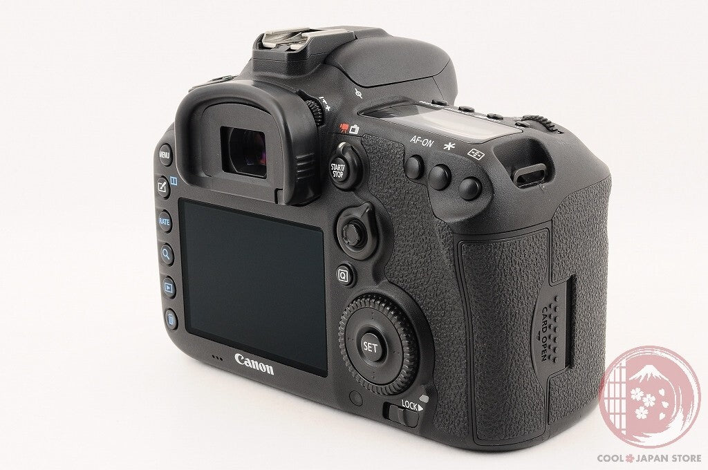 [ 27749 shots MINT+ in Box] Canon EOS 7D Mark II from Japan Cf75