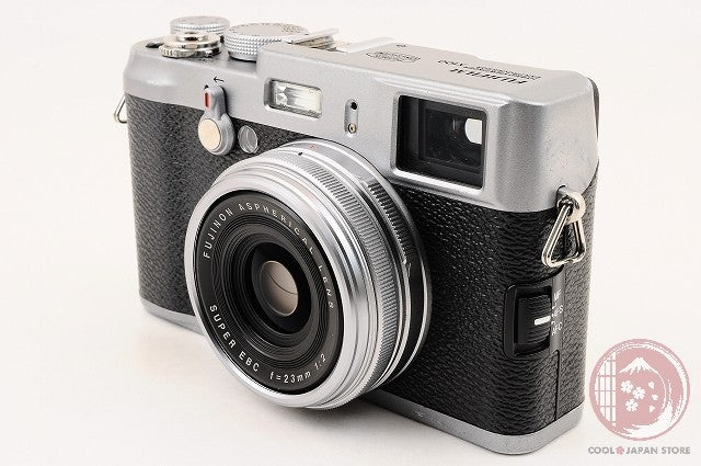 [MINT in Box] FUJI FUJIFILM X100 12.3MP Digital Camera Silver from Japan Ck63