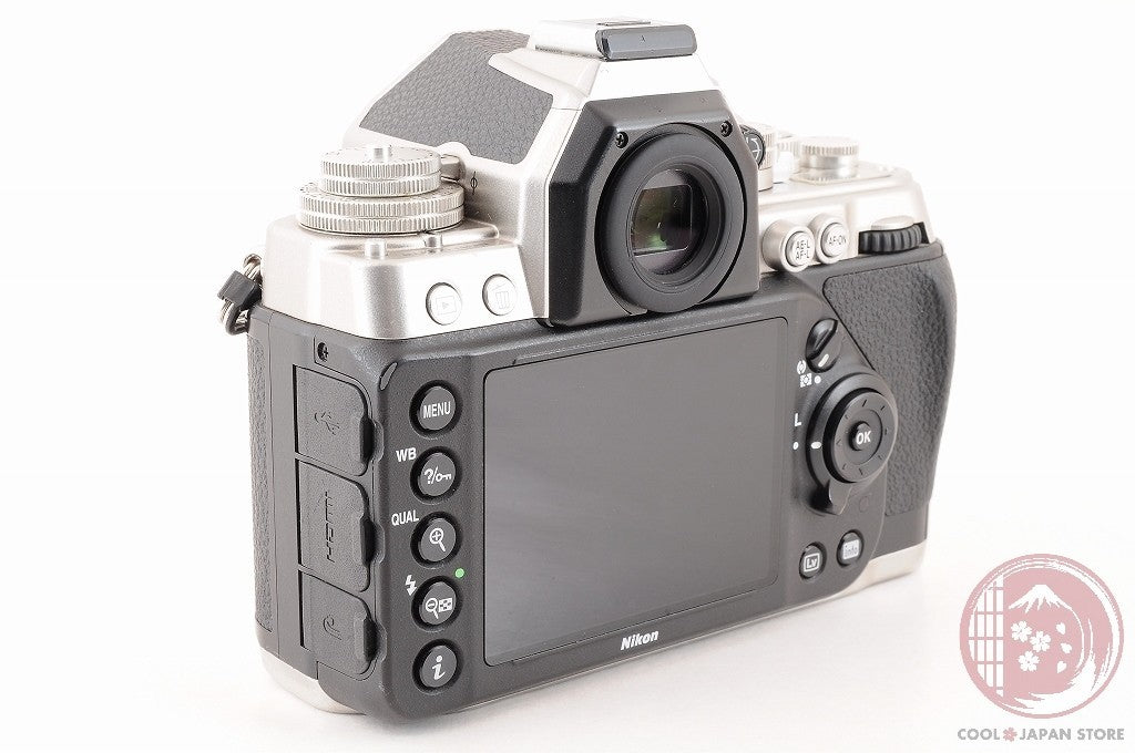 [ 6807 shots MINT in Box ] Nikon Df Silver 16.2 PM DSLR Camera Body JAPAN Ck08