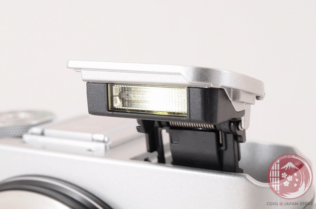 [ 3660shots MINT+ in Box ] Olympus PEN E-P7 Silver from Japan Cj03