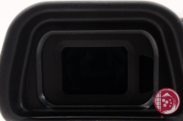 35 lang OK[ 2462 shots MINT+ w/ Strap Cable ] Sony Alpha a6300 ILCE- 6300 Ck56