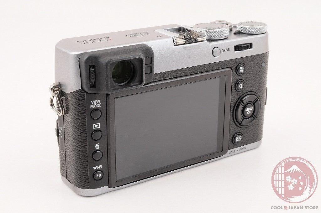 [ 1500 shots MINT+ in Box ] Fujifilm Fuji X100T X-100T Silver 16.3MP Cm04