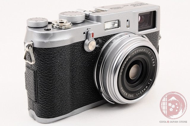 [MINT in Box] FUJI FUJIFILM X100 12.3MP Digital Camera Silver from Japan Ck63