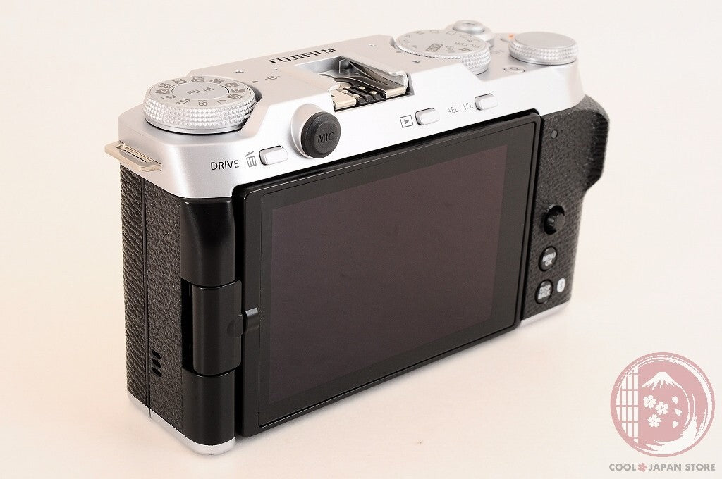 [ 595 shots TOP MINT in Box ] Fujifilm X-M5 Silver from Japan Cg54