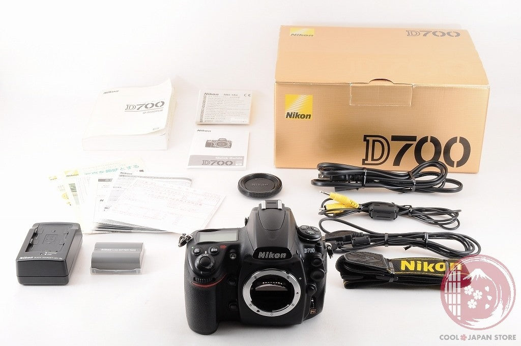 DDU[ 27640 shots MINT in Box ] Nikon D700 12.1MP Digital SLR FX from Japan Cj74