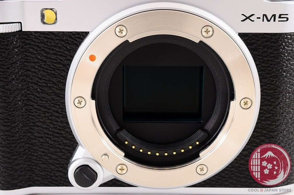 [ 595 shots TOP MINT in Box ] Fujifilm X-M5 Silver from Japan Cg54