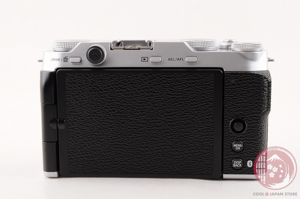[ 727 shots TOP MINT w/15-45mm in Box] Fujifilm Fuji X-M5 silver XC Cm09