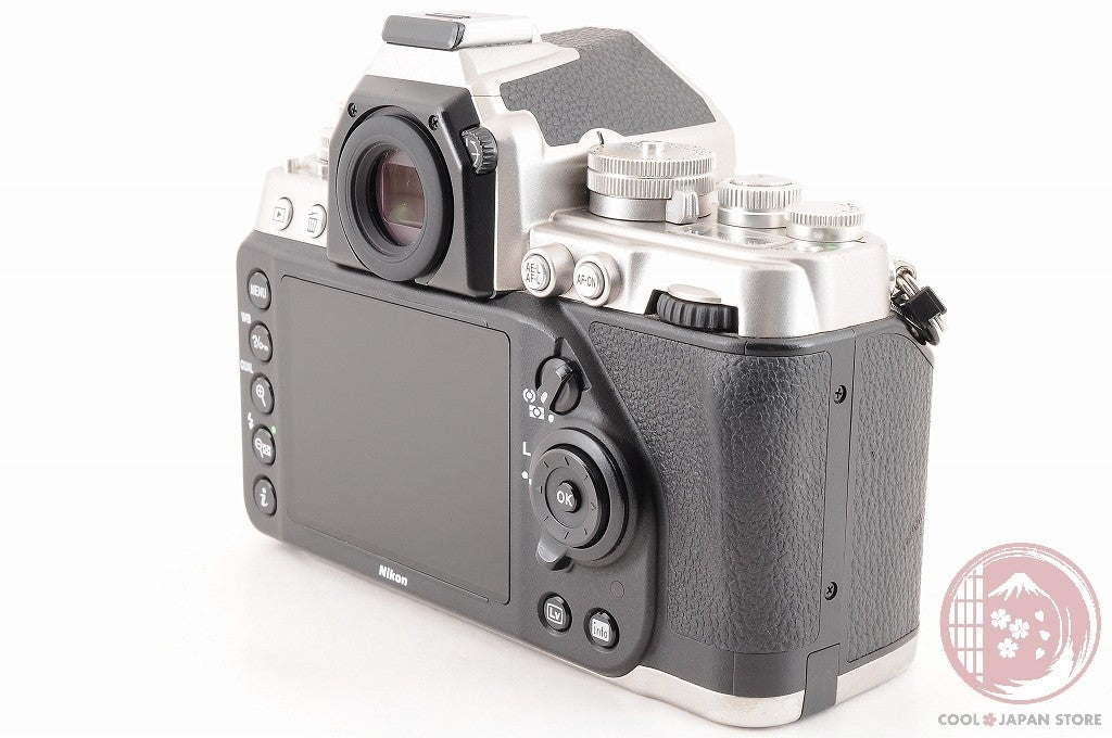 [ 6807 shots MINT in Box ] Nikon Df Silver 16.2 PM DSLR Camera Body JAPAN Ck08