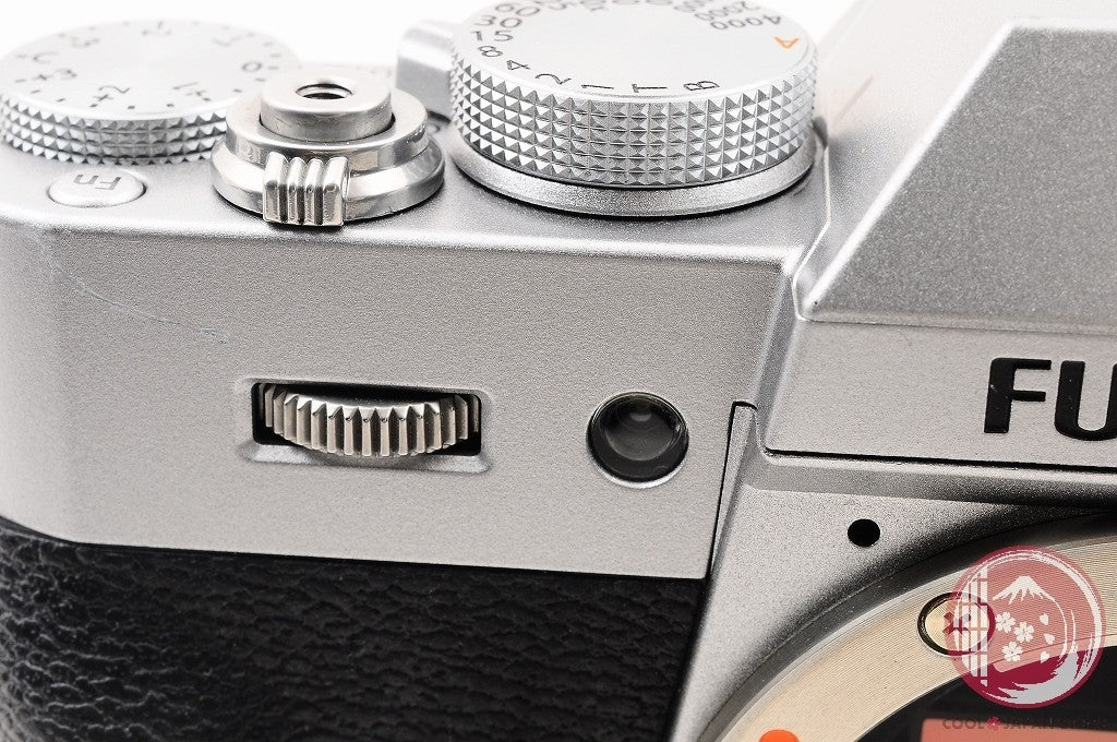 [ 477 shots MINT in Box ] Fuji X-T20 Silver 24.3MP Mirrorless from Japan Cl25