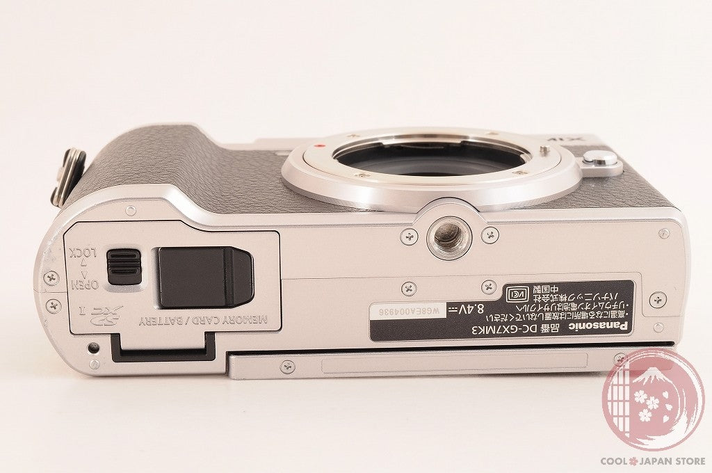 English OK [ 3531 shots MINT in Box ] Panasonic DC GX7MK3 GX9 Japan Ci59