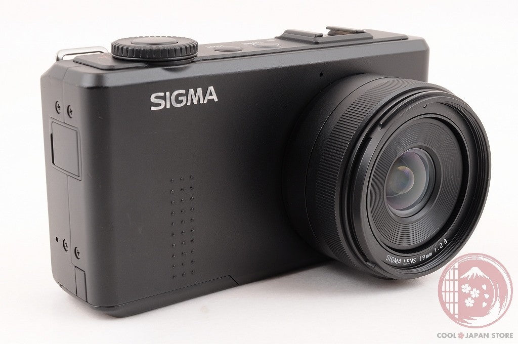 [MINT w/  Finder Hood] Sigma dp1 Merrill from Japan Cl54