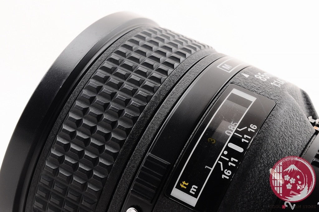 [MINT w/ Hood Pouch] Nikon AF Nikkor 85mm f/1.4 D (IF) Portrait Lens Japan Lv44