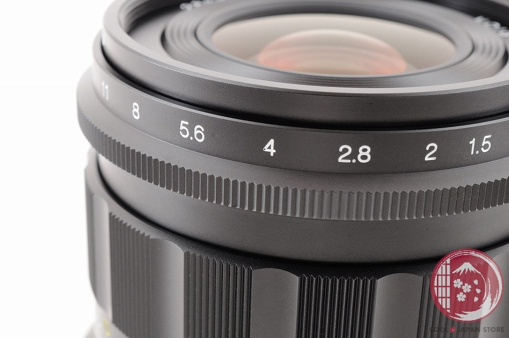 DDU[TOP MINT w/ Hood Caps] Voigtlander NOKTON 28mm f/1.5 NIKON from Japan Ls91