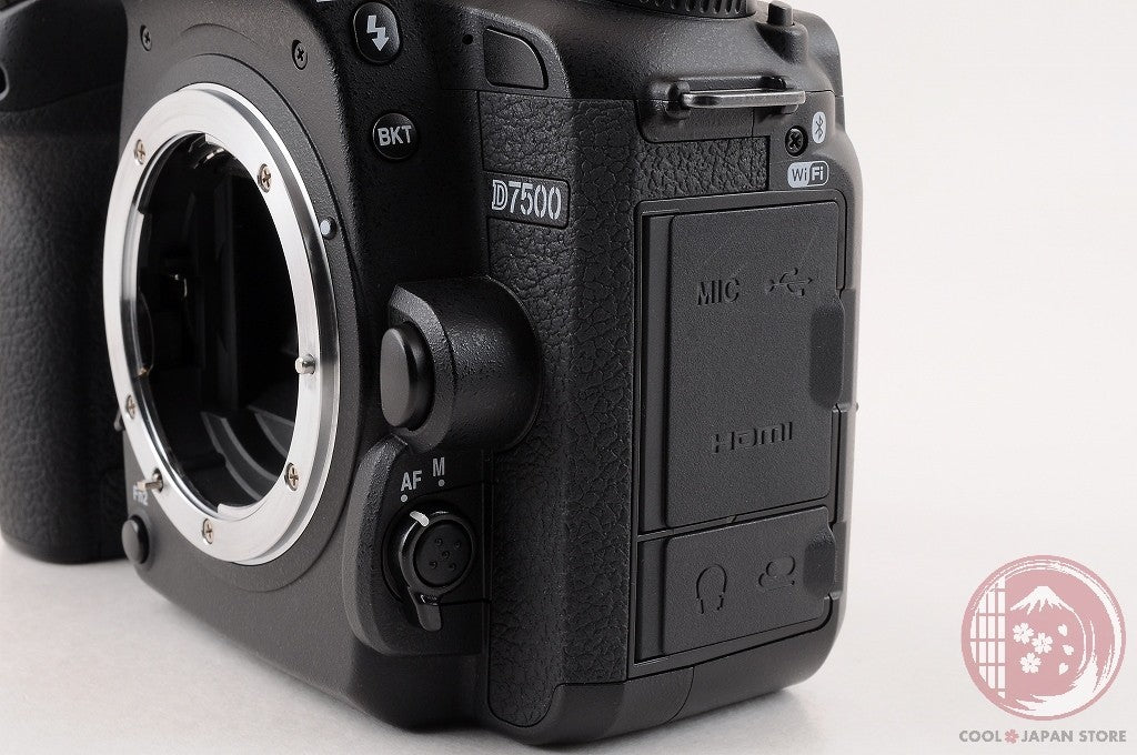 [ 24864 shots MINT+ in Box ] NIKON D7500 20.9MP Digital Camera Japan Cl91