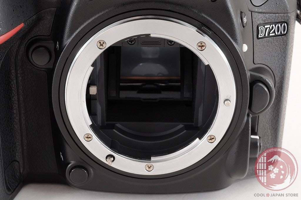 DDU[ 18174 shots MINT+ in Box ] Nikon D7200 24.2 MP Digital SLR CameraJapan Cj75