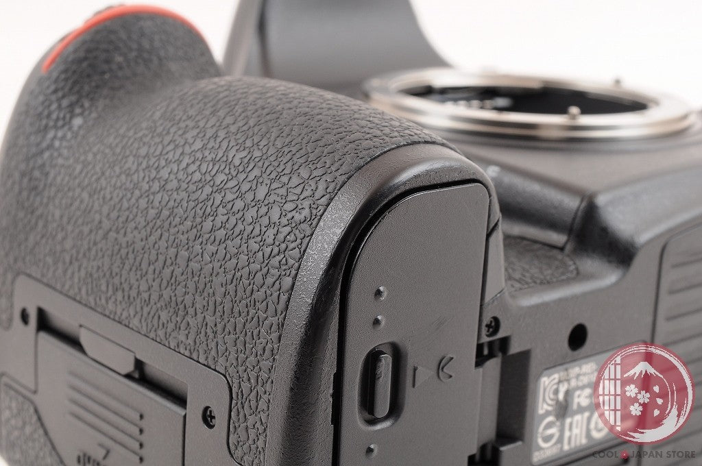 READ[ 27877 shots MINT in Box ] Nikon D810 FX D-SLR Camera 36.3 MP Cl57
