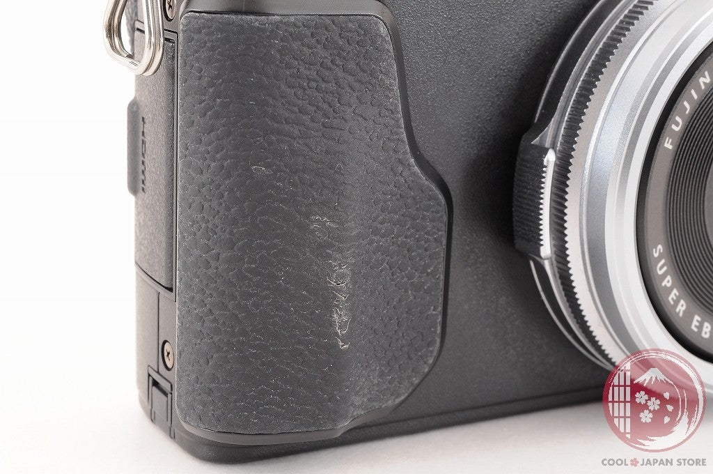 [MINT+ inBox] Fujifilm Fuji X70 16.3MP Compact Digital Camera Silver Japan Cj05