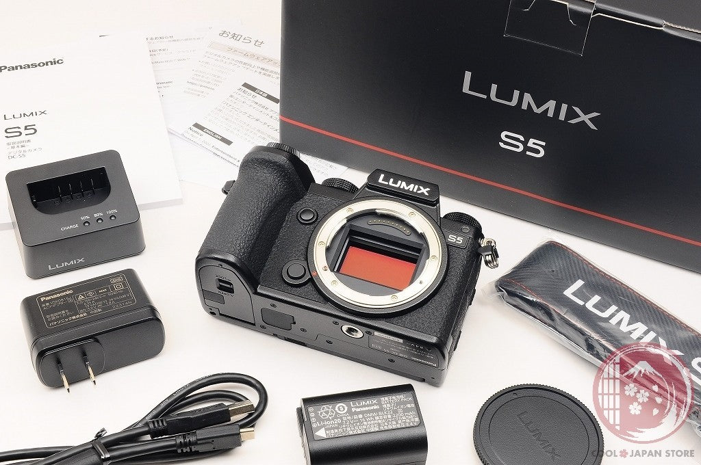 [ 3843 shots TOP MINT in Box ] Panasonic DC S5 Mirrorless Digital Camera Ci17