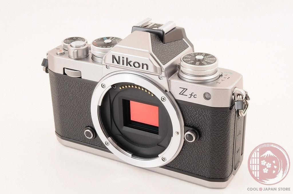 [ 2462 shots MINT+ in Box] Nikon Z fc 16-50mm silver from Japan Ci33