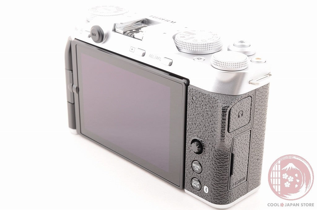 [UNUSED] Fujifilm Fujifilm X-M5 silver w/ XC 15-45mm from Japan Ci82