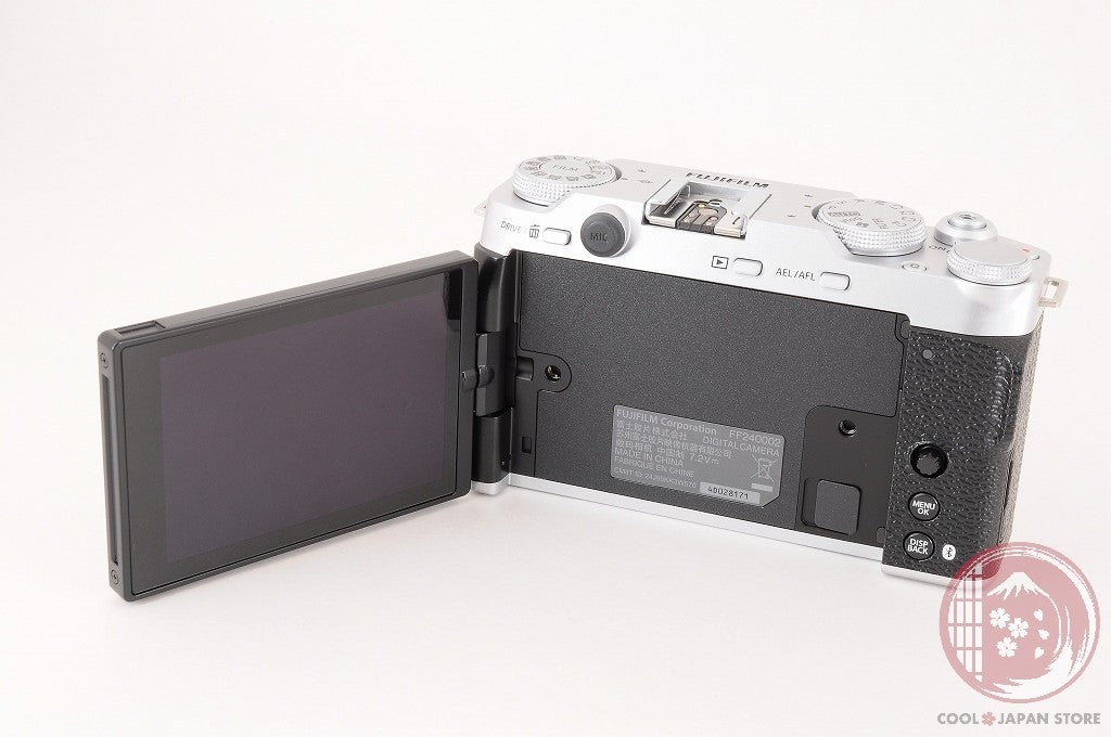 DDU [76 shots TOP MINT in Box ] Fujifilm Fujifilm X-M5 silver w/ XC 15-45mm Cj10