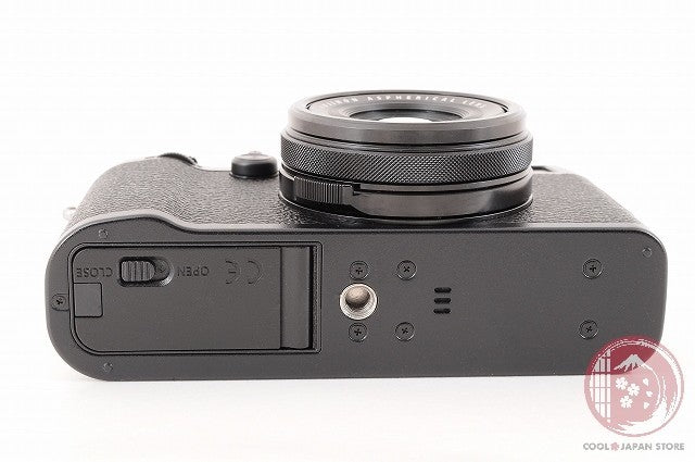 [3100 shots TOP MINT w/ Charger Cable ] Fujifilm Fuji X100F Black 24.3MP Ck34