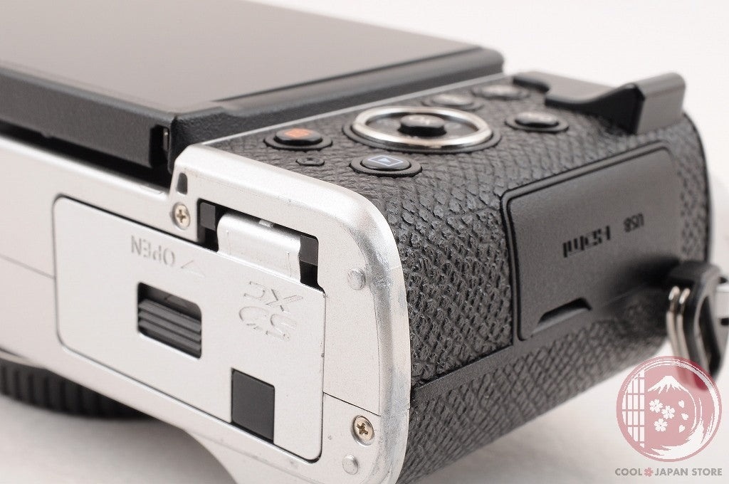 [ 3125 shots MINT in Box ] Olympus PEN E-P7 Silver from Japan Cm63