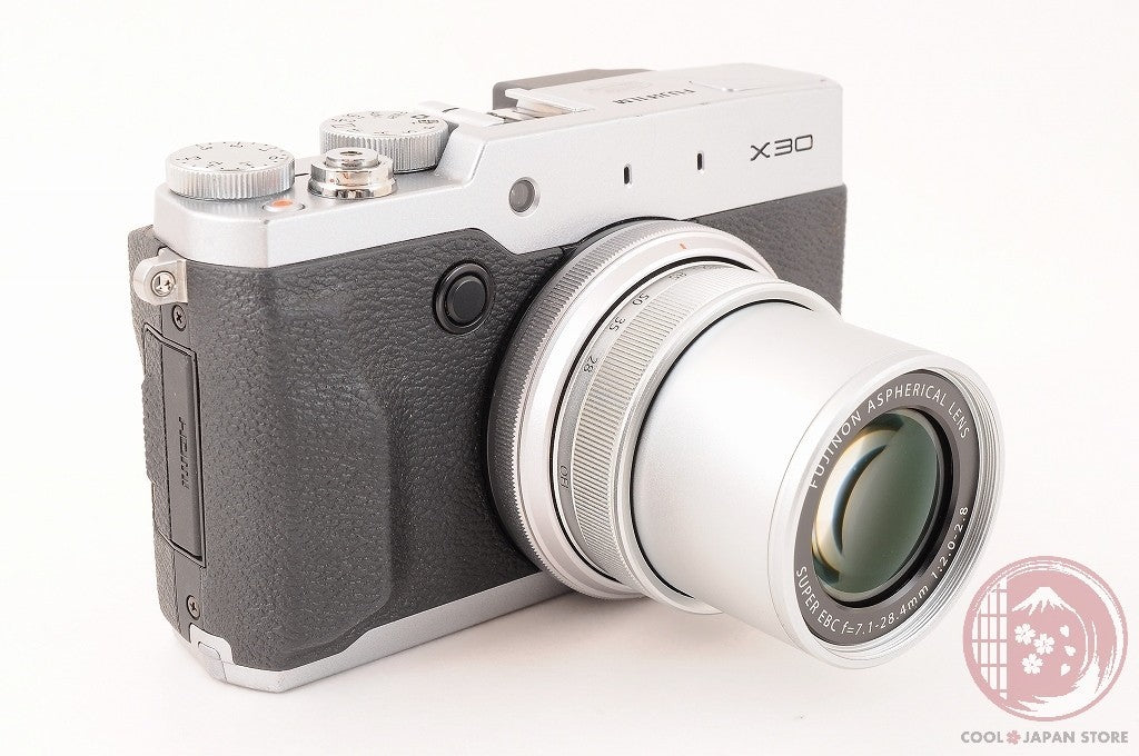 [MINT in Box] Fujifilm Fuji X30 Silver Compact Digital Camra from Japan Ci03
