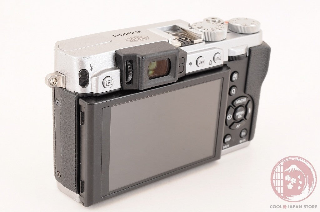 [MINT in Box] Fujifilm Fuji X30 Silver Compact Digital Camra from Japan Ci03