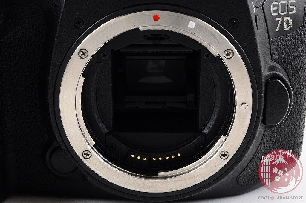 [ 27749 shots MINT+ in Box] Canon EOS 7D Mark II from Japan Cf75