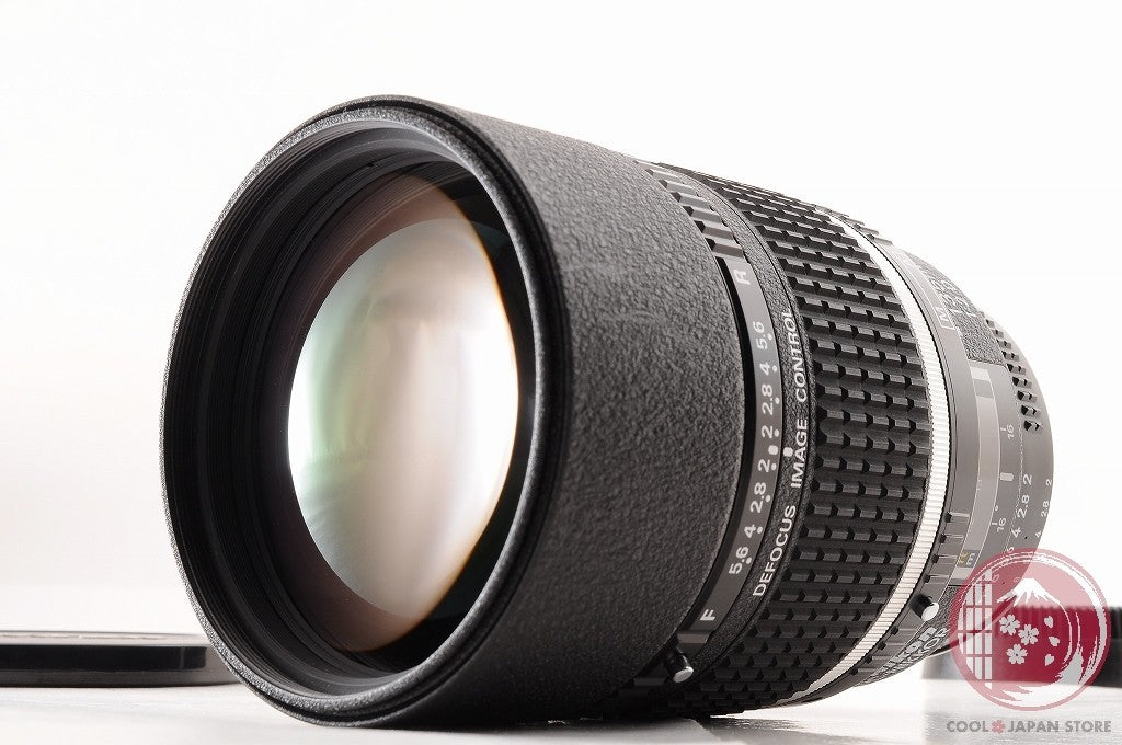 [MINT+ w/Caps] Nikon AF DC NIKKOR DEFOCUS IMAGE CONTROL 135mm f/2 D FR Lw74