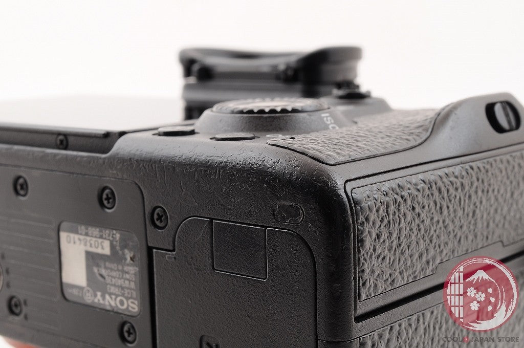 English OK[ 16463 shots MINT w/ Strap Charger] Sony A7R III 7RM3 ILCE-7RM3 Cm28