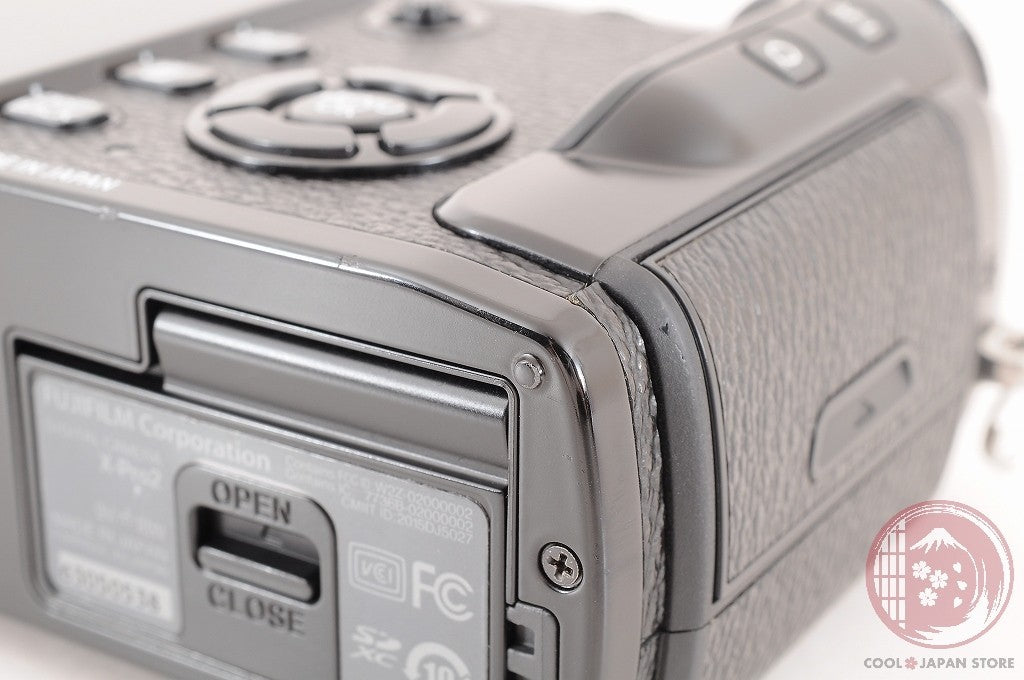 DDU [ Low shots MINT+ in Box]Fujifilm Fuji X-Pro2 XPro2 Black 24.3MP Japan Cj50