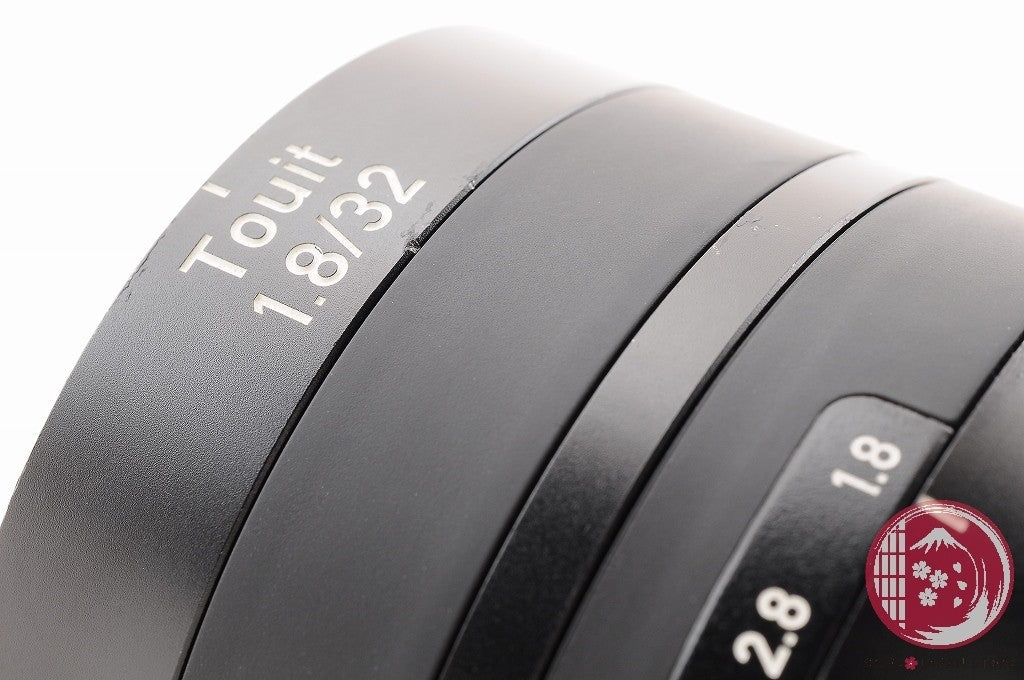 [MINT in Box] Carl Zeiss Touit 32mm F/1.8 for FUJIFILM X mount Lt08
