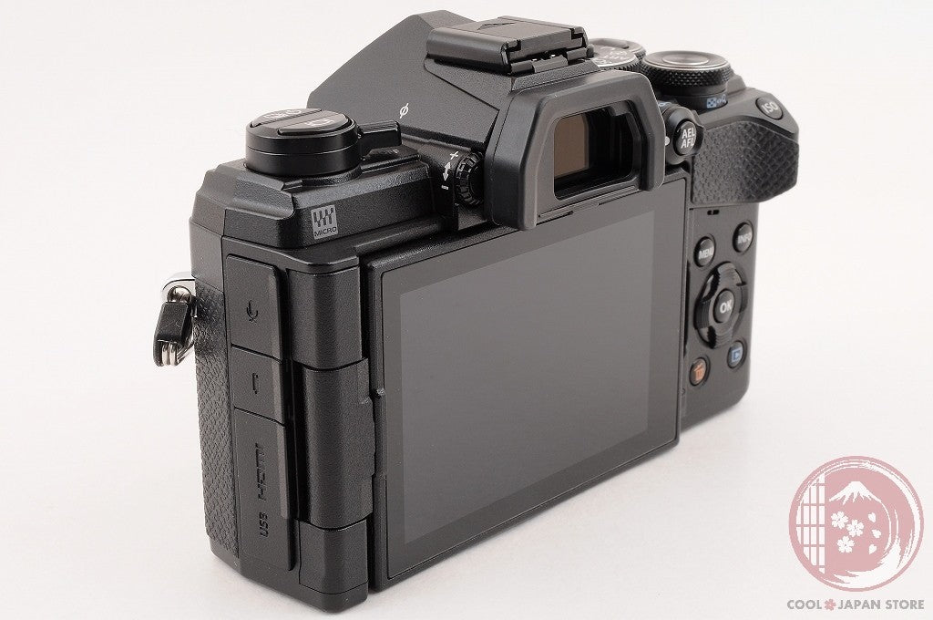 [ 3240 shots TOP MINT w/Camera Grip in Box ] Olympus OM-5 Black from Japan Cl81