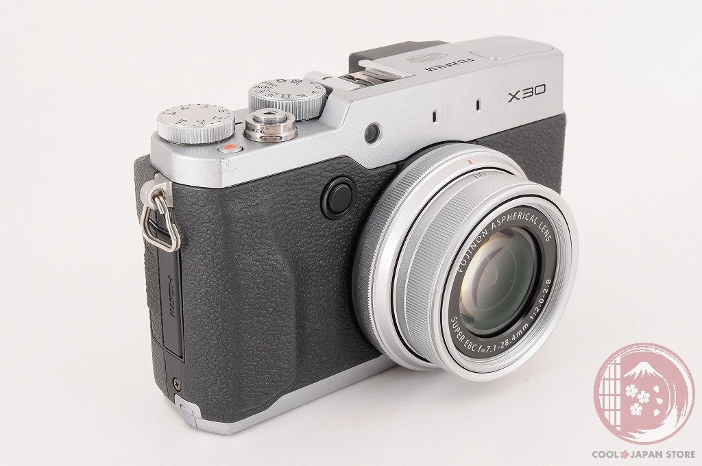 DDU [ MINT+ in Box ]Fujifilm Fuji X30 Silver Compact Digital Camera Ck04