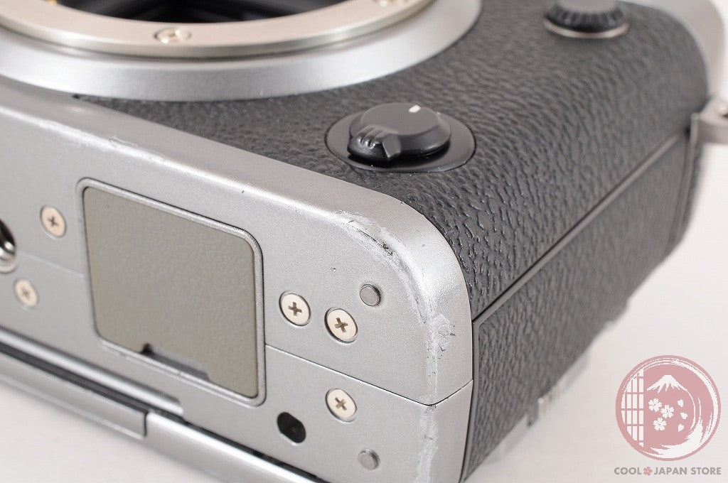 [ Low shots MINT w/ Strap ] Fujifilm Fuji X-T2 XT2 Graphite Silver Edition Ci93