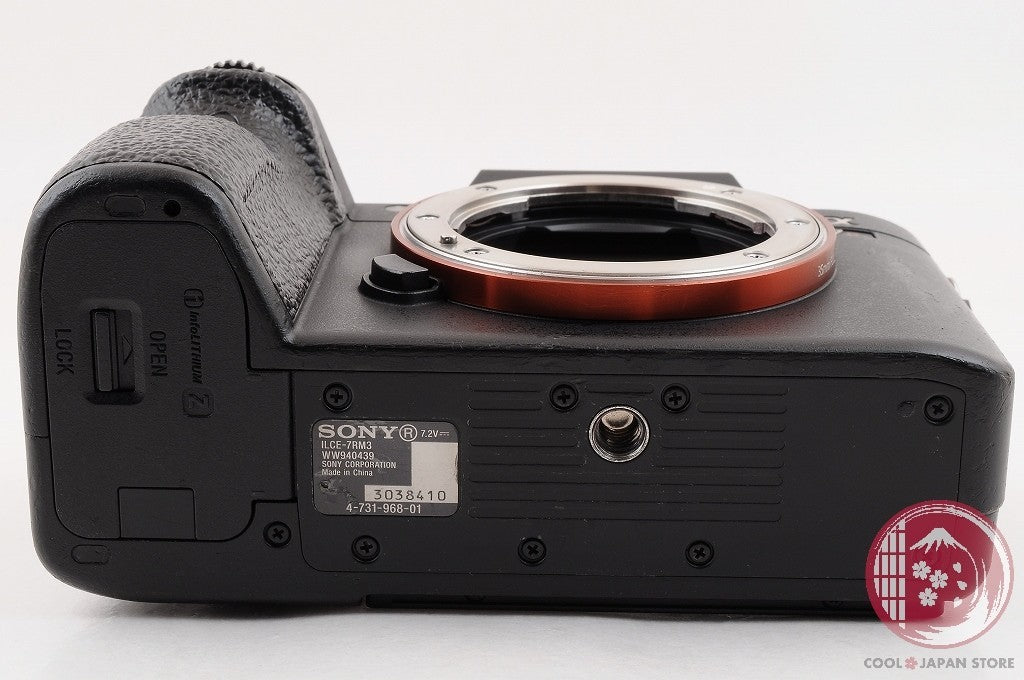 English OK[ 16463 shots MINT w/ Strap Charger] Sony A7R III 7RM3 ILCE-7RM3 Cm28
